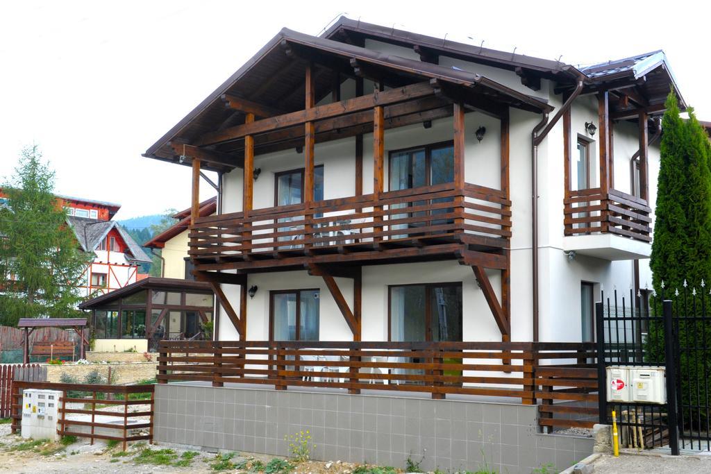 Yael Luxury Apartments 1 Buşteni Esterno foto
